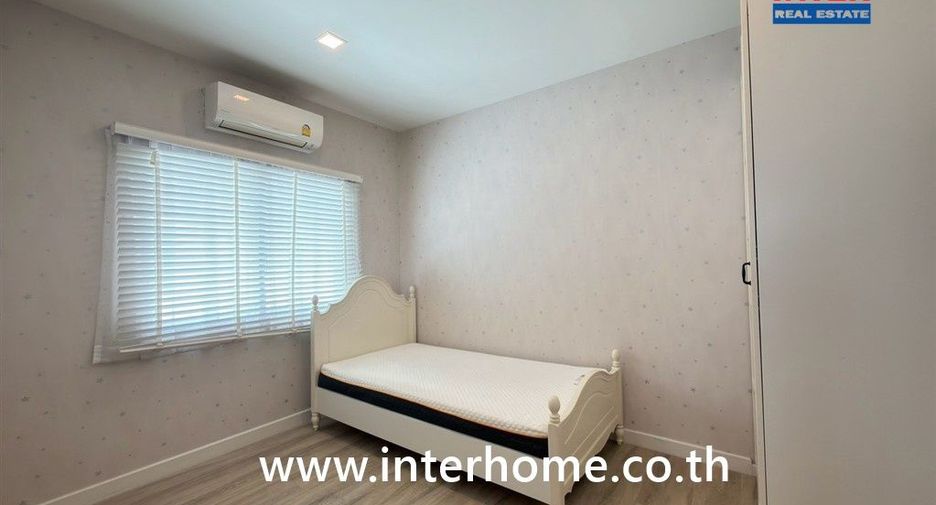 For sale 4 bedrooms house in Chom Thong, Bangkok