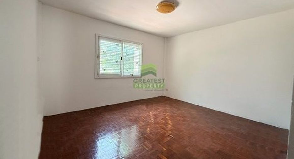 For sale 3 bedrooms townhouse in Sai Noi, Nonthaburi