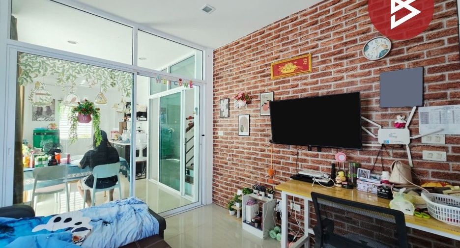 For sale 3 ベッドルーム house in Bang Pakong, Chachoengsao