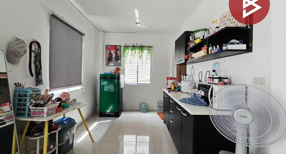 For sale 3 ベッドルーム house in Bang Pakong, Chachoengsao