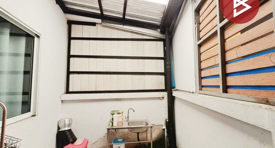 Reihenhaus zum Kauf mit 3 Zimmer in Mueang Chon Buri, Chonburi