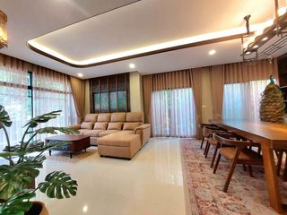 出租 4 卧室 独立屋 在 Lat Krabang, 曼谷