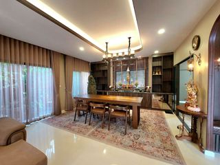 出租 4 卧室 独立屋 在 Lat Krabang, 曼谷