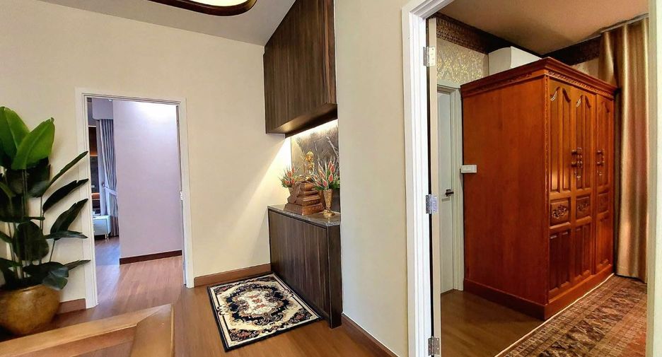 出租 4 卧室 独立屋 在 Lat Krabang, 曼谷