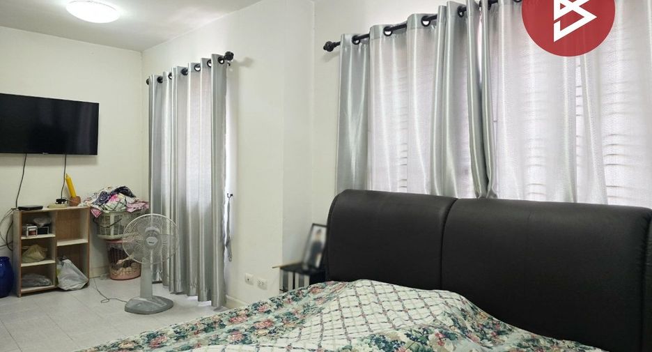 Reihenhaus zum Kauf mit 3 Zimmer in Lam Luk Ka, Pathum Thani
