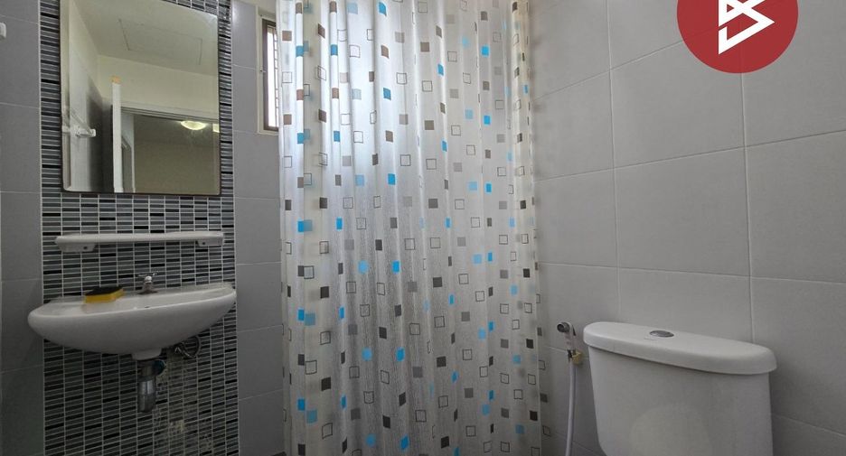 Reihenhaus zum Kauf mit 3 Zimmer in Lam Luk Ka, Pathum Thani