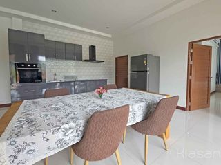 À louer 3 chambres villa à Mueang Krabi, Krabi