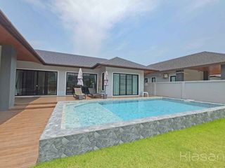 À louer 3 chambres villa à Mueang Krabi, Krabi
