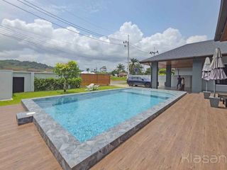 À louer 3 chambres villa à Mueang Krabi, Krabi