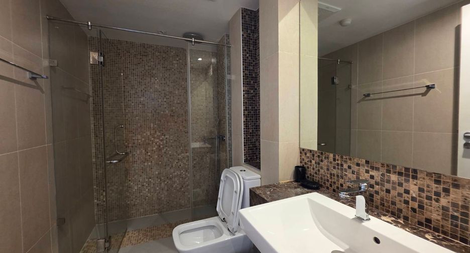 For rent and for sale studio condo in Bang Lamung, Chonburi