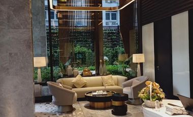 For sale 1 bed condo in Pathum Wan, Bangkok