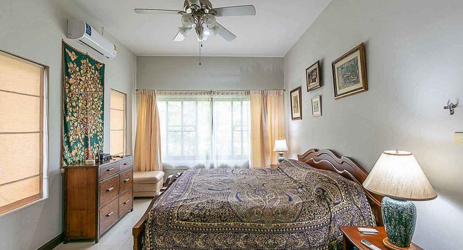 For sale 3 bedrooms house in Hua Hin, Prachuap Khiri Khan