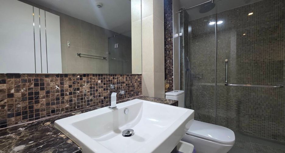 For rent and for sale studio condo in Bang Lamung, Chonburi