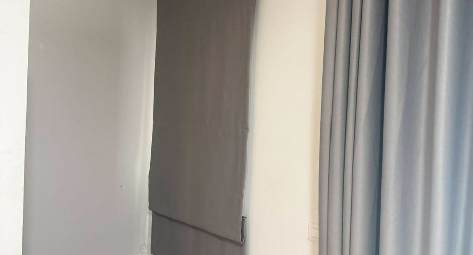 For rent 3 bedrooms townhouse in Prawet, Bangkok