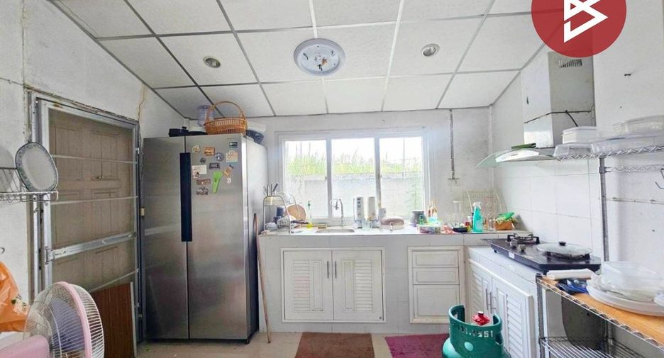 For sale 4 bedrooms house in Khlong Sam Wa, Bangkok