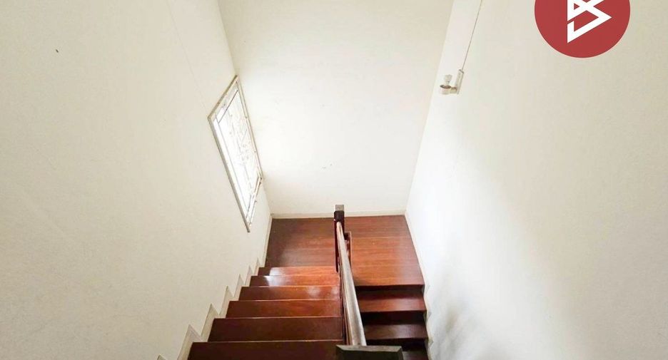 For sale 4 bedrooms house in Khlong Sam Wa, Bangkok