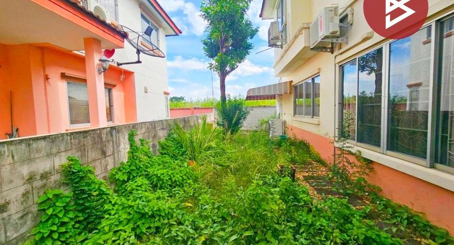 For sale 4 bedrooms house in Khlong Sam Wa, Bangkok