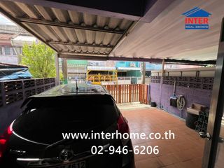 Reihenhaus zum Kauf mit 2 Zimmer in Mueang Samut Prakan, Samut Prakan