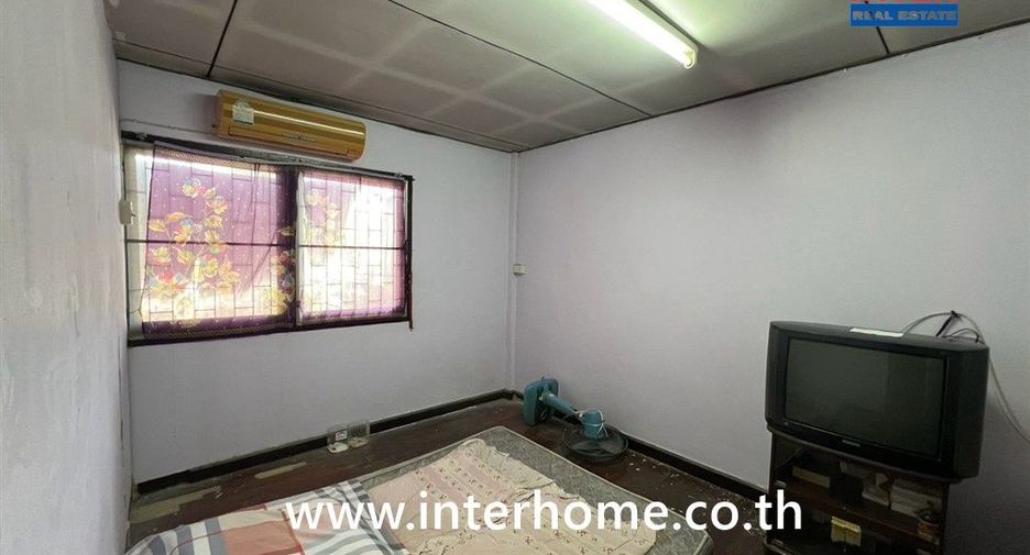 Reihenhaus zum Kauf mit 2 Zimmer in Mueang Samut Prakan, Samut Prakan
