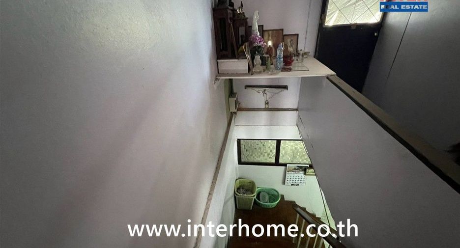 Reihenhaus zum Kauf mit 2 Zimmer in Mueang Samut Prakan, Samut Prakan