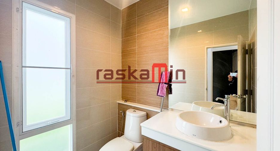 Продажа 3 спальни дом в Банг Ламунг, Чонбури