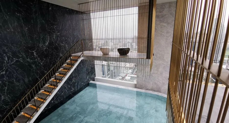 For sale 1 bed condo in Pathum Wan, Bangkok