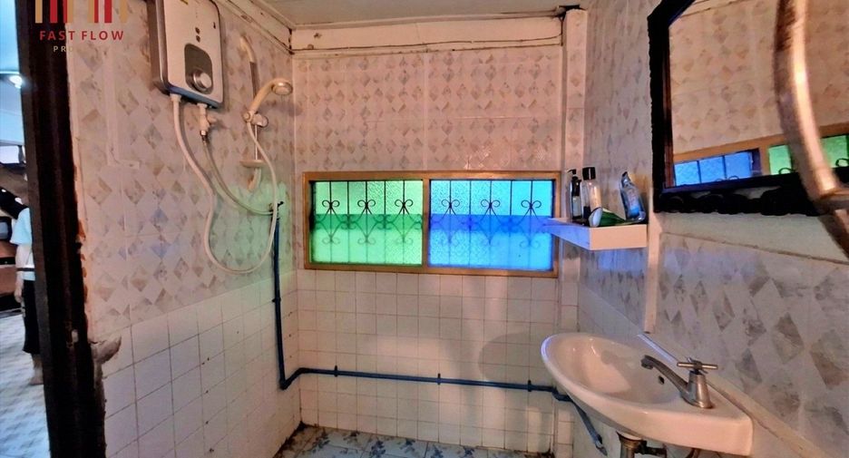 For sale 3 ベッドルーム house in Chom Thong, Bangkok