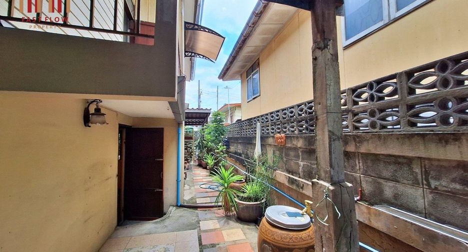 For sale 3 ベッドルーム house in Chom Thong, Bangkok