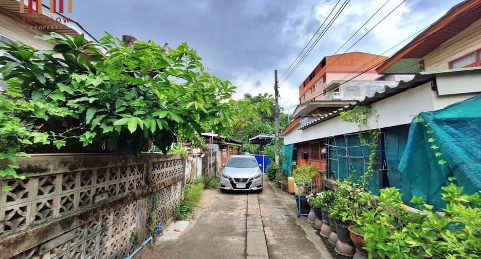 For sale 3 ベッドルーム house in Chom Thong, Bangkok