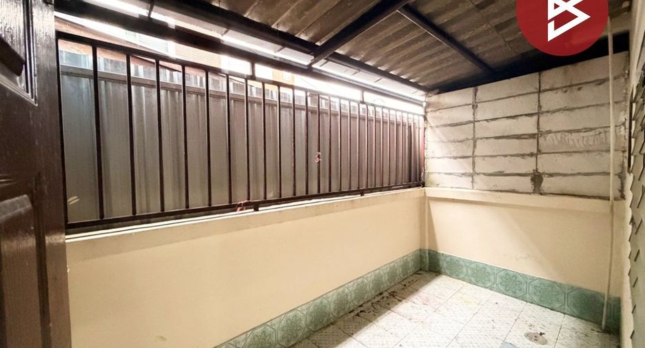 Продажа 2 спальни таунхаус в Mueang Chachoengsao, Чаченгсау