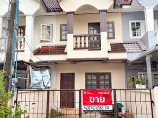 Продажа 2 спальни таунхаус в Mueang Chachoengsao, Чаченгсау