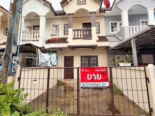 Продажа 2 спальни таунхаус в Mueang Chachoengsao, Чаченгсау