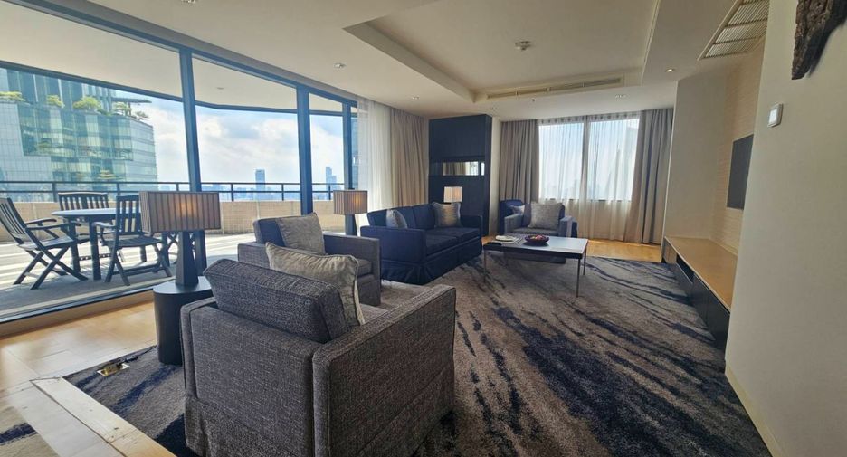 Condo en alquiler de 2 habitaciones en Khlong Toei, Bangkok
