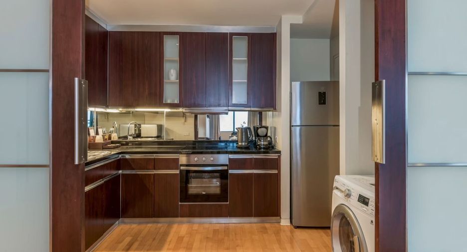 Condo en alquiler de 2 habitaciones en Khlong Toei, Bangkok