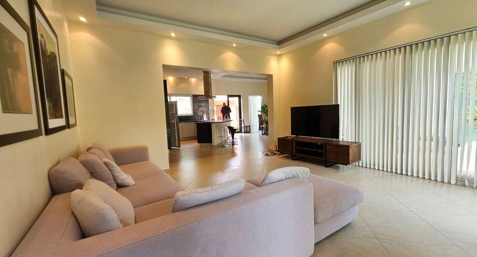 For rent 3 bedrooms house in Bang Lamung, Chonburi