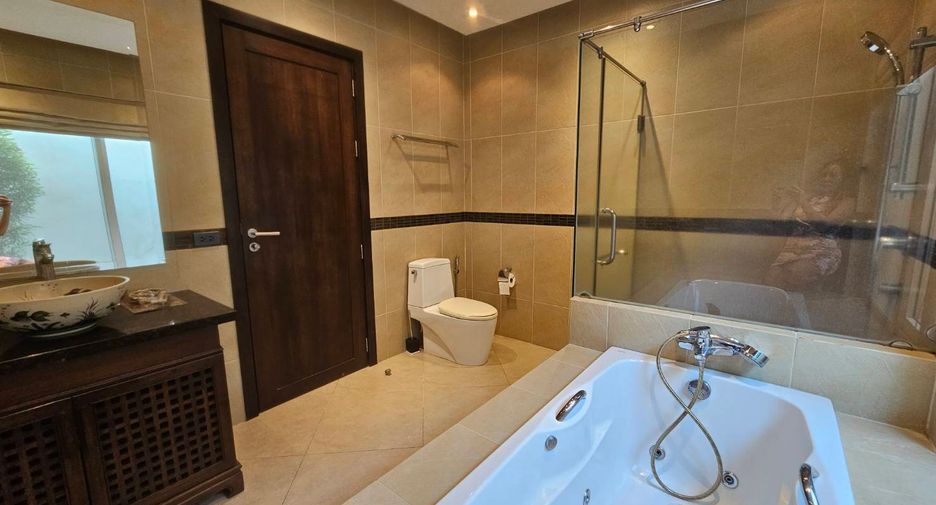 For rent 3 bedrooms house in Bang Lamung, Chonburi
