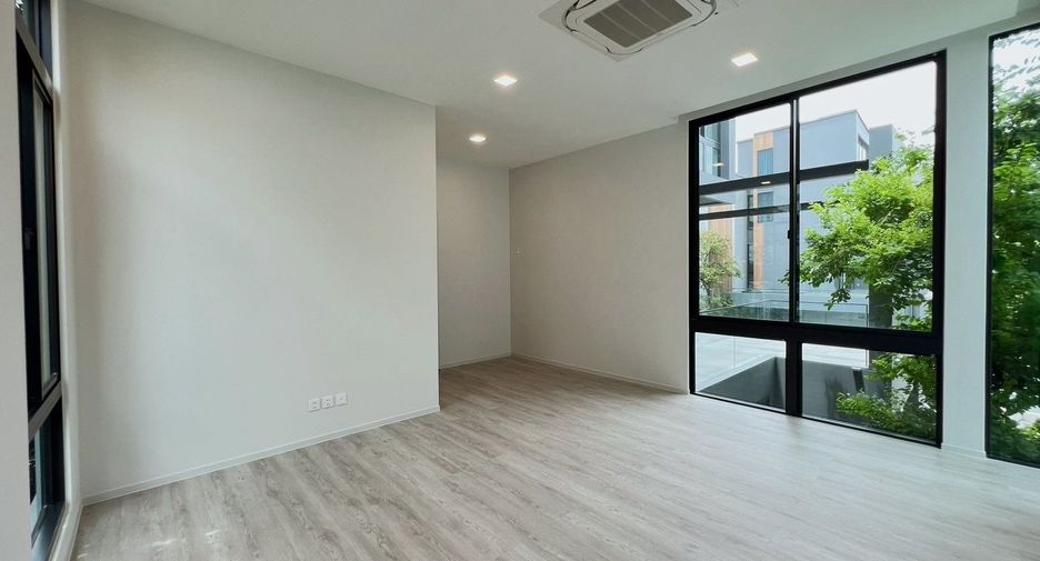 出租 4 卧室 独立屋 在 Saphan Sung, 曼谷