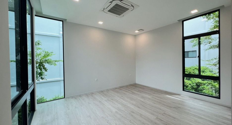 出租 4 卧室 独立屋 在 Saphan Sung, 曼谷