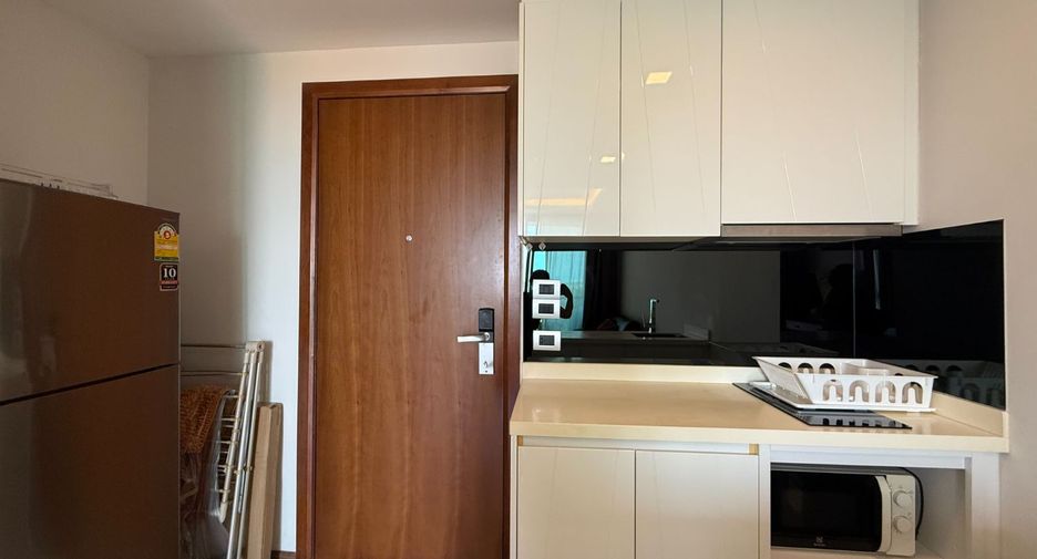 Wohnung zur Miete mit 1 Zimmer in Bang Lamung, Chonburi