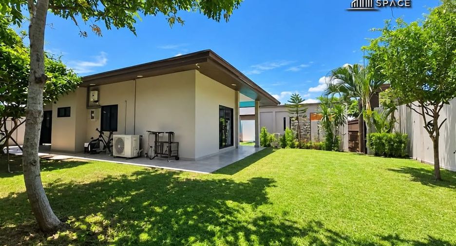For rent 3 ベッドルーム villa in Huay Yai, Pattaya