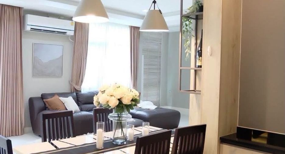 Haus zur Miete mit 4 Zimmer in Bang Phli, Samut Prakan