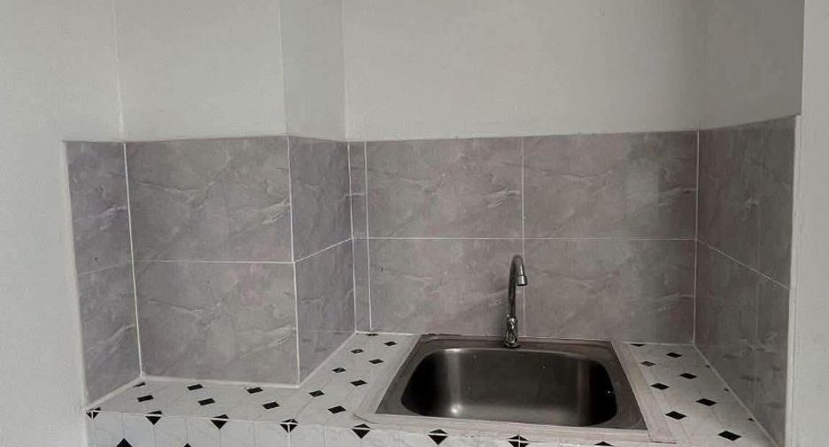 Haus zur Miete mit 3 Zimmer in Prawet, Bangkok