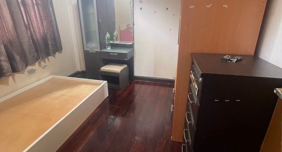 Reihenhaus zur Miete mit 4 Zimmer in Suan Luang, Bangkok