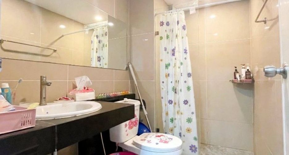For sale 1 bed condo in Mueang Chon Buri, Chonburi