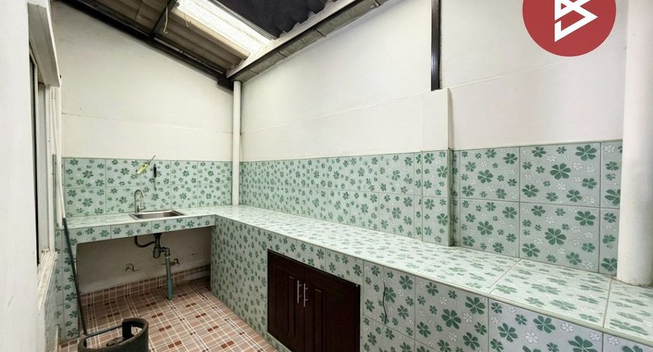 Продажа 3 спальни таунхаус в Mueang Samut Sakhon, Самутсакхон
