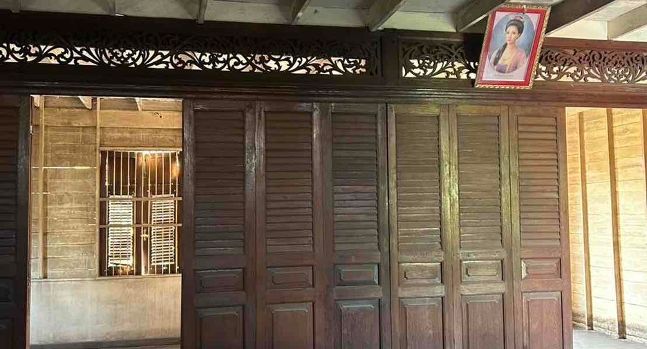 出售 3 卧室 独立屋 在 Bangkok Noi, 曼谷