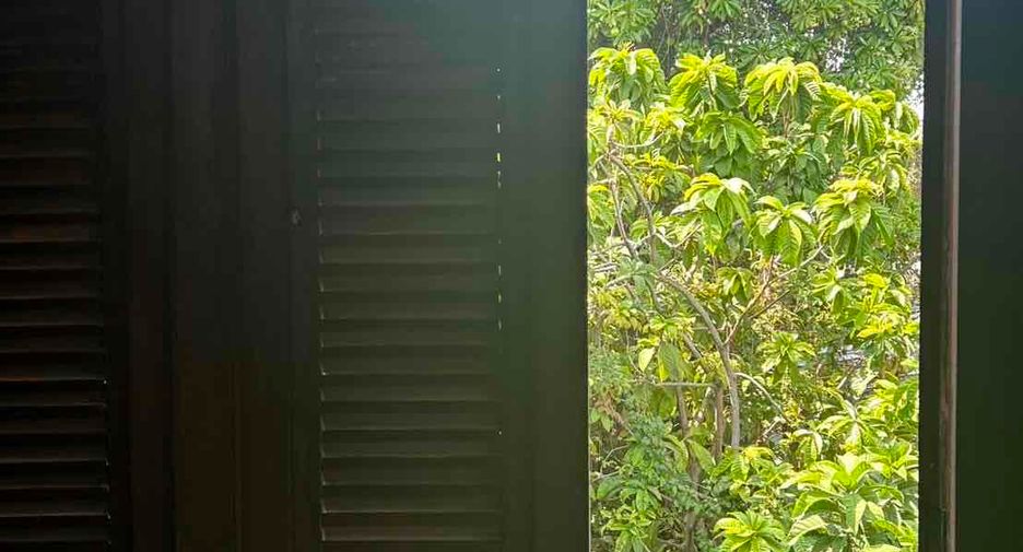 出售 3 卧室 独立屋 在 Bangkok Noi, 曼谷