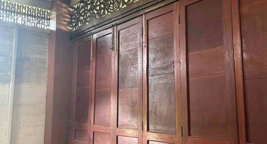 出售 3 卧室 独立屋 在 Bangkok Noi, 曼谷