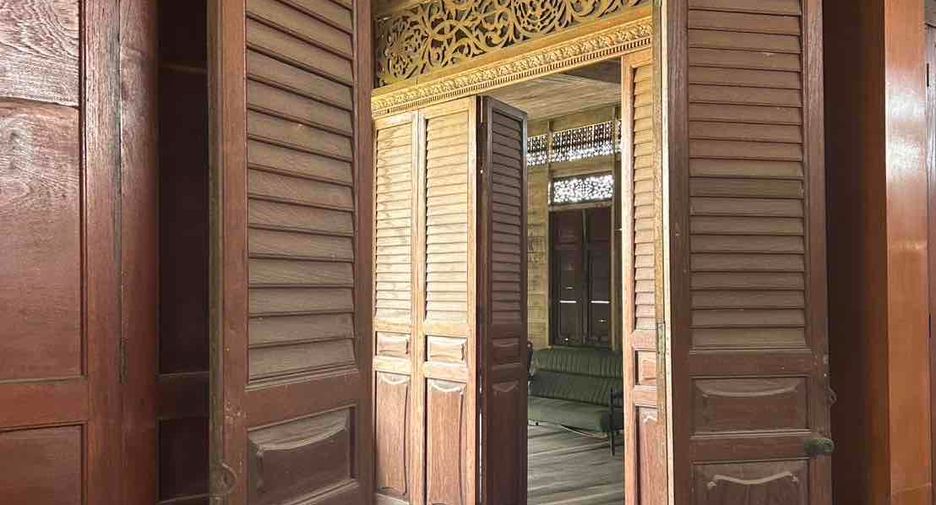 出售 3 卧室 独立屋 在 Bangkok Noi, 曼谷