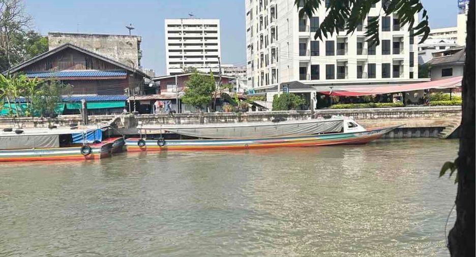 出售 3 卧室 独立屋 在 Bangkok Noi, 曼谷